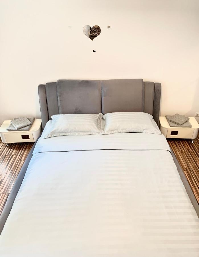 Sunny Central Apartments Suceava Exterior foto